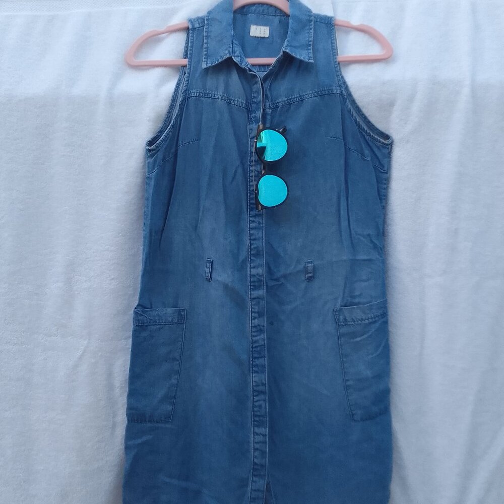 Bundle trendy sunglasses&A New Day stylish cool short denim dress